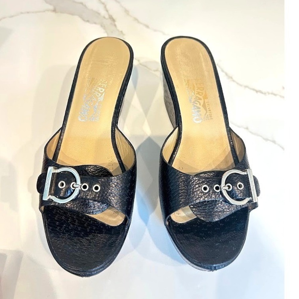 Salvatore Ferragamo Agostina Black Pebble Calf Leather Wedge Sandals 9B Italy
